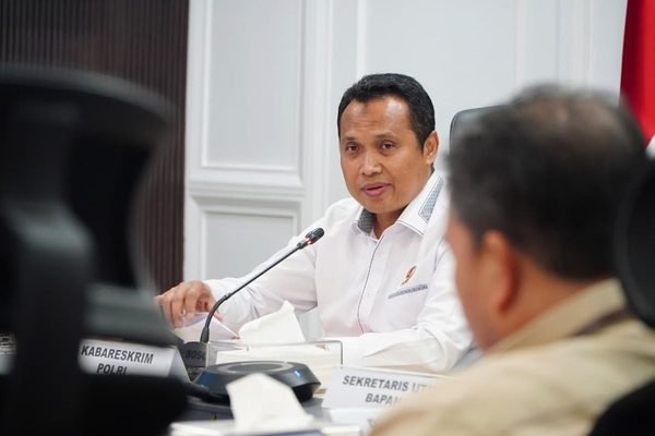 Alt gambar utama: Moratorium konflik agraria, Polri tunda perkara pidana