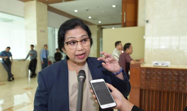 352 Siswa Diduga Keracunan MBG, DPR Soroti Pengawasan Dapur SPPG