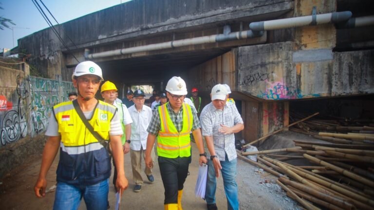 Tekan Risiko Banjir, Pemkot Tangsel Bangun Turap 204 Meter di Bukit Nusa Indah