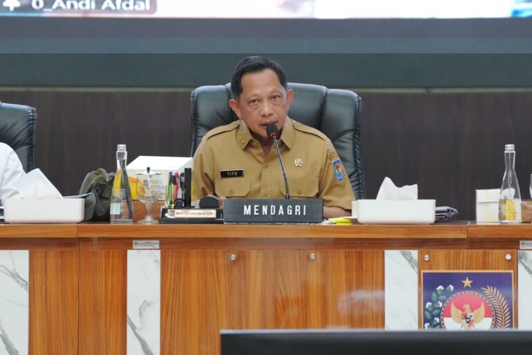Mendagri Imbau Kepala Daerah Dukung Verifikasi dan Validasi Kopdeskel