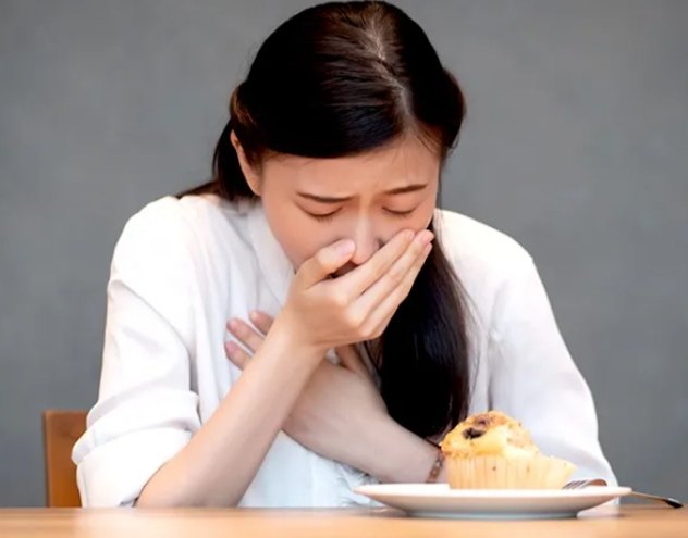 Cara Tepat Tangani Keracunan Makanan, Simak Panduan Dokter RS Sari Asih Bintaro