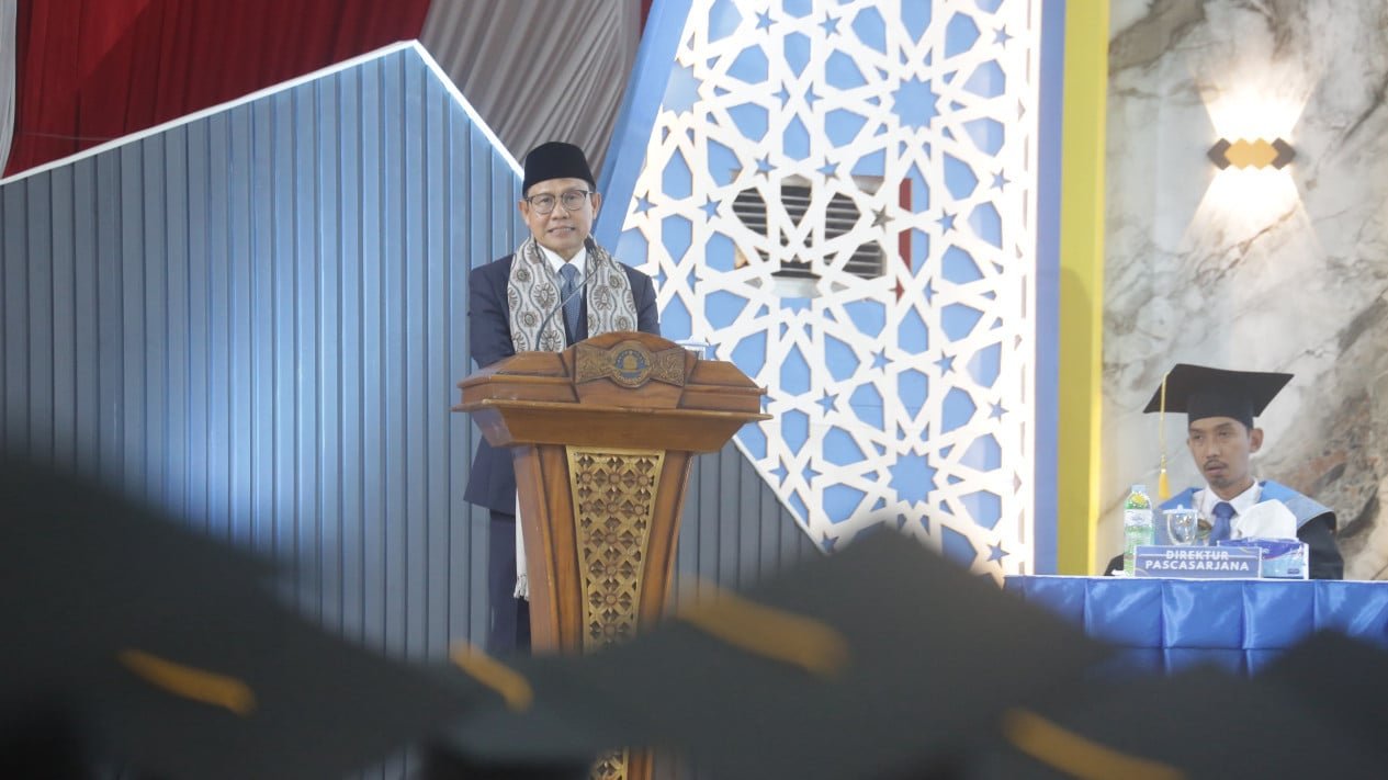 Pesan Cak Imin ke Wisudawan: Lulusan Pesantren Siap Jadi Pemimpin Masa Depan