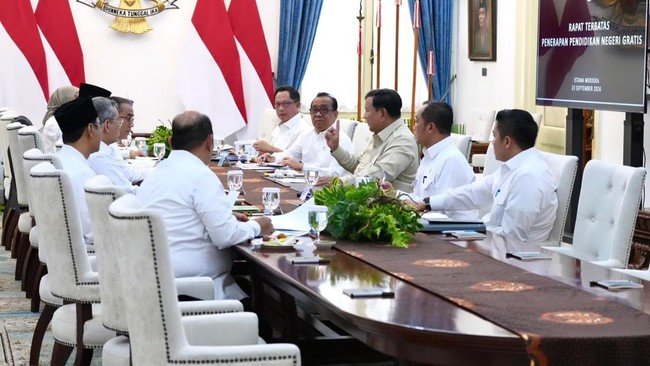 Prabowo Kaji Sekolah hingga Kuliah Gratis di Negeri untuk Perkuat Pendidikan Nasional