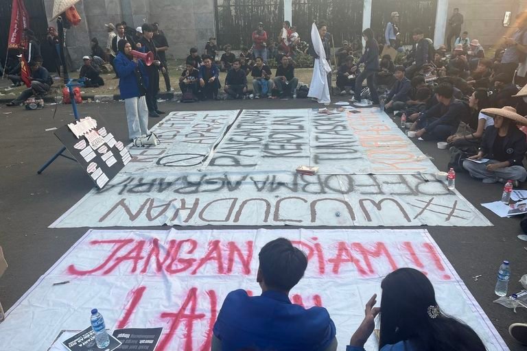 Mahasiswa Gelar Aksi Hari Tani di DPR, Konflik Agraria Jadi Sorotan