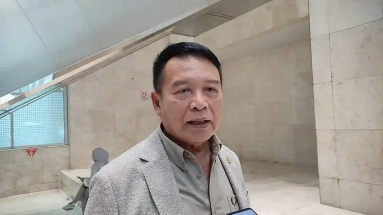 ASN Meninggal Saat Latihan Komcad, TB Hasanuddin Desak Evaluasi Total