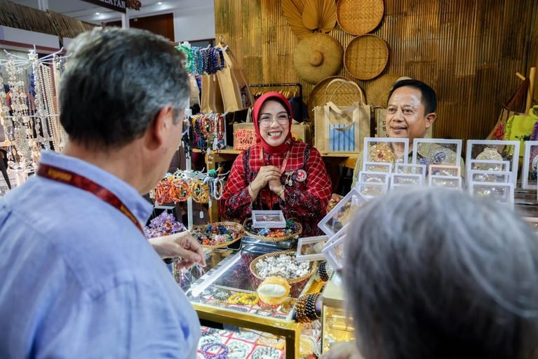 Hadir di Kriyanusa 2026, Tinawati Dorong Produk IKM Banten Semakin Dikenal
