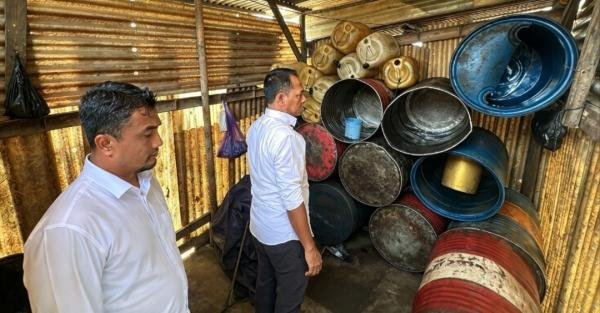 Sidak Lokasi Diduga Timbunan BBM di Cilegon, Polda Banten Temukan Kempu dan Jerigen