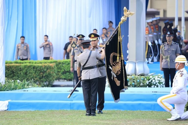 Mutasi Besar Polri, Hermawan Jadi Aslog Kapolri dan Brigjen Deni Dharmapala As SDM