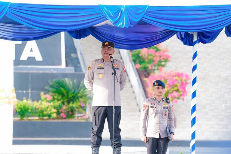 Tinggalkan Polda Sulbar, Irjen Adi Deriyan Kenang Momen Tugas Terindah