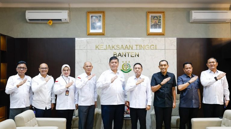 Direksi Bank Banten Kunjungi Kajati Banten, Perkuat Sinergi Tata Kelola